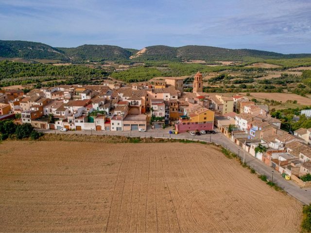 Becquel adjudicada per a la instal·lació de plaques solars al municipi d’Azlor